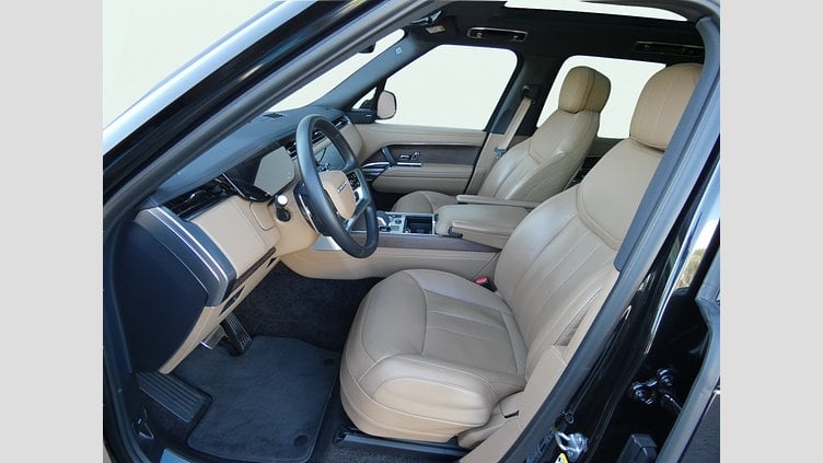 2023 Approved Land Rover Range Rover Santorini Black 4.4 NC10 P8H SE SWB