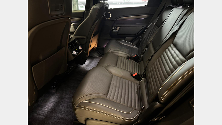 2022 Approved Land Rover Discovery Santorini Black auto DISCOVERY 3.0 D300 TURBO DIESEL MHEV METROPOLITAN 