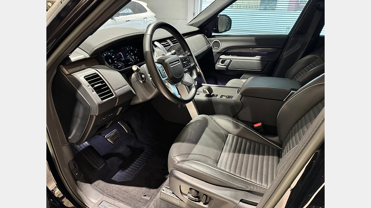 2022 Approved Land Rover Discovery Santorini Black auto DISCOVERY 3.0 D300 TURBO DIESEL MHEV METROPOLITAN 