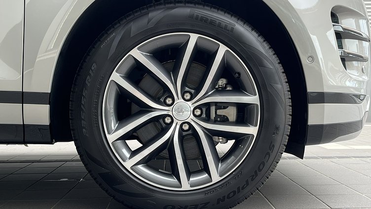 2024 認證中古車 Land Rover Range Rover Evoque 首爾珍珠銀 Seoul Pearl Silver P200 汽油輕油電混合 標準軸距 Dynamic SE