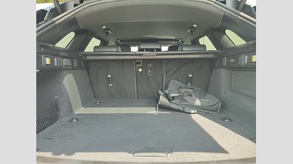 Range Rover Velar 17