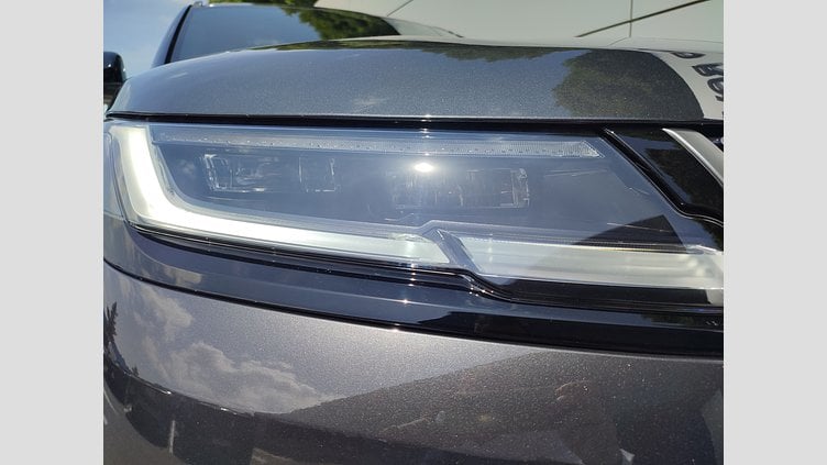 2025 Approved/Jazdené Land Rover Range Rover Velar Carpatian Grey 4x4 2.0i I4 P400e PHEV S AWD A/T