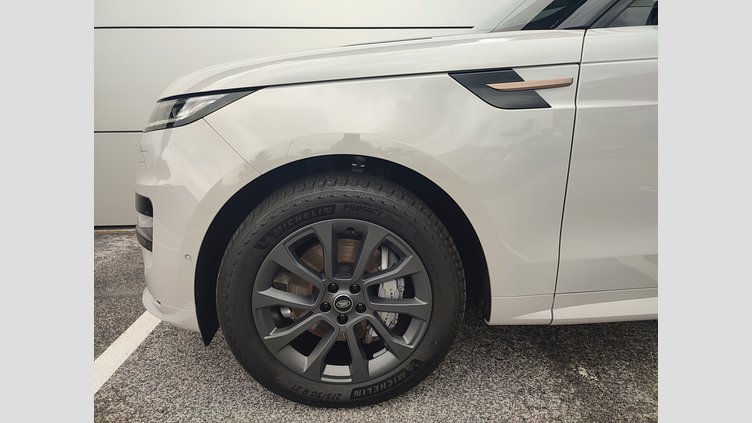 2025 Approved/Jazdené Land Rover Range Rover Sport Borasco Grey 4x4 3.0 I6 D250 MHEV Dynamic SE AWD A/T
