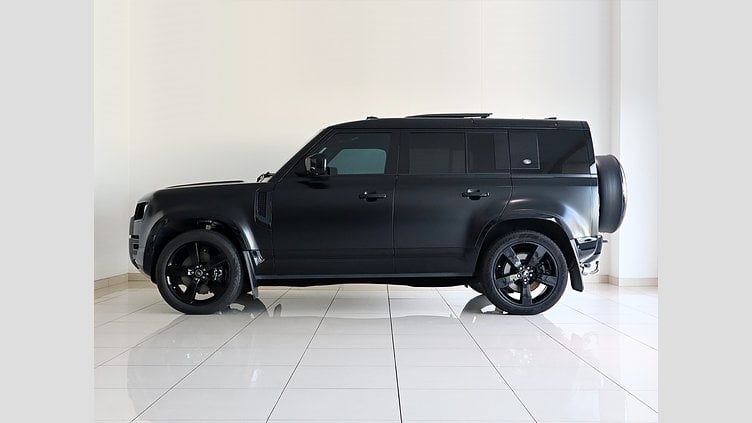 2023 Approved Land Rover Defender 110 Santorini Black AWD V8