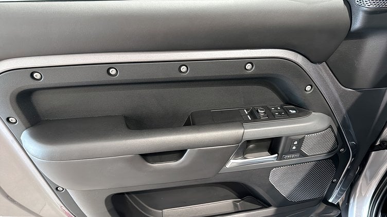 2021 Begagnad Land Rover Defender 90 Eiger Grey AWD D300 X
