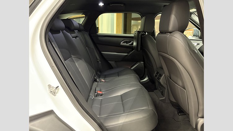 2024 認定中古車 Land Rover Range Rover Velar フジホワイト P400eプラグインハイブリッド（ガソリン） スタンダードホイールベース Dynamic SE