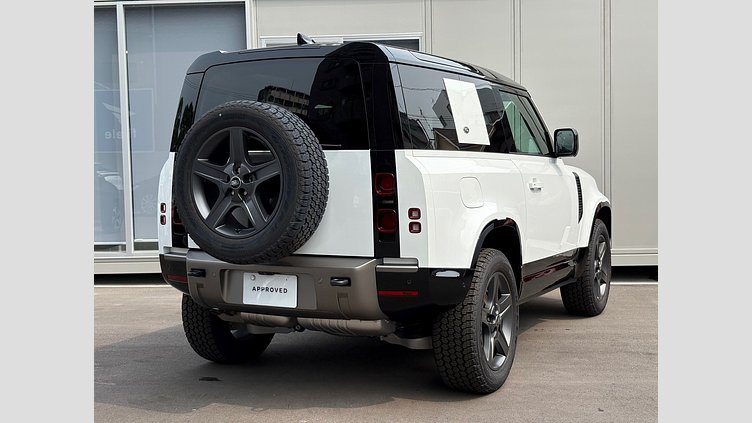2024 認定中古車 Land Rover Defender 90 フジホワイト D300 AWD（AT） X-DYNAMIC SE