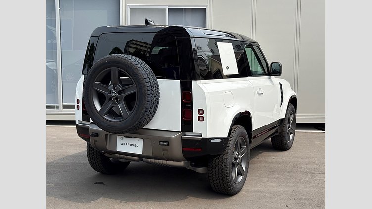 2024 認定中古車 Land Rover Defender 90 フジホワイト D300 AWD（AT） X-DYNAMIC SE