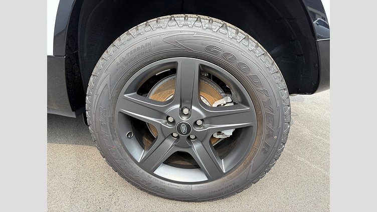 2024 認定中古車 Land Rover Defender 90 フジホワイト D300 AWD（AT） X-DYNAMIC SE