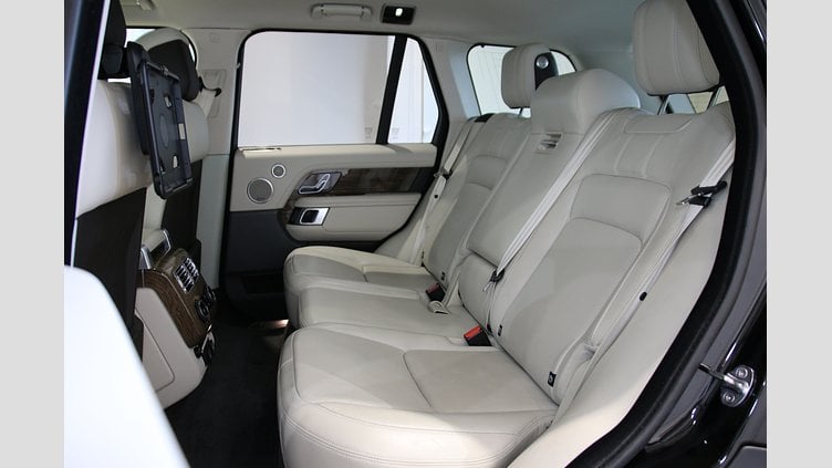 2019 認定中古車 Land Rover Range Rover Santorini Black 2.0L AJ200P Hi PHEV スタンダードホイールベース VOGUE