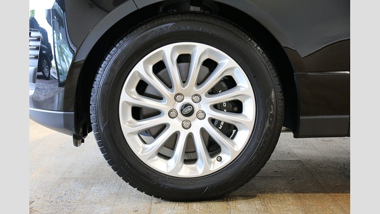 2019 認定中古車 Land Rover Range Rover Santorini Black 2.0L AJ200P Hi PHEV スタンダードホイールベース VOGUE