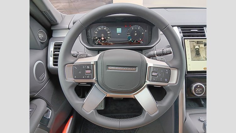 2025 SKLADOVÉ VOZIDLÁ Land Rover Discovery Lantau Bronze 3.0D MHEV 350PS D350 MHEV Dynamic HSE AWD Auto 