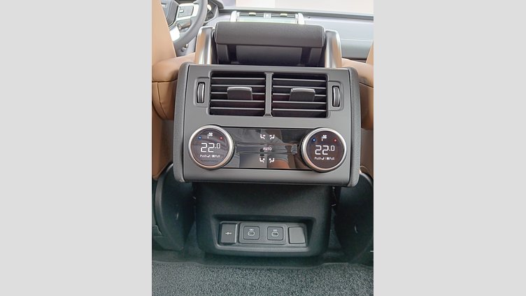 2025 SKLADOVÉ VOZIDLÁ Land Rover Discovery Lantau Bronze 3.0D MHEV 350PS D350 MHEV Dynamic HSE AWD Auto 