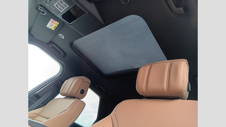 2025 SKLADOVÉ VOZIDLÁ Land Rover Discovery Lantau Bronze 3.0D MHEV 350PS D350 MHEV Dynamic HSE AWD Auto 