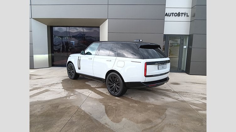 2025 SKLADOVÉ VOZIDLÁ Land Rover Range Rover Fuji White 3.0L I6 550PS  P550e PHEV Autobiography SWB AWD Auto 