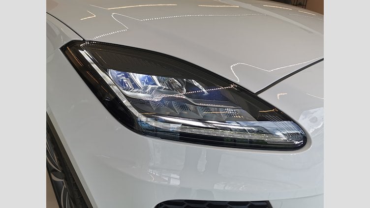 2019 認定中古車 Jaguar E-Pace フジホワイト D180 オートマチック全輪駆動 R-DYNAMIC HSE