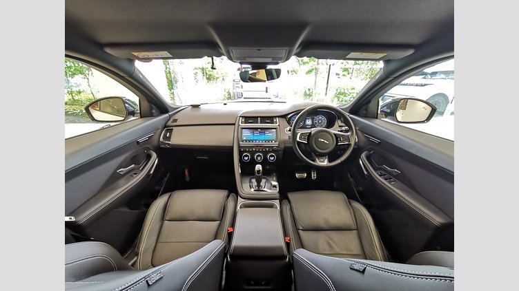 2019 認定中古車 Jaguar E-Pace フジホワイト D180 オートマチック全輪駆動 R-DYNAMIC HSE