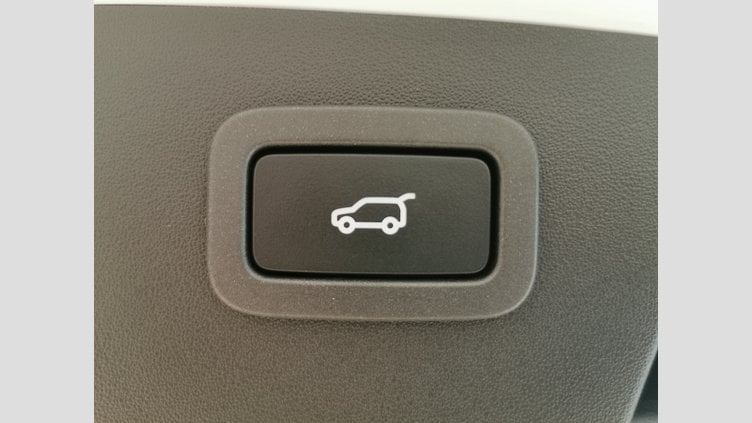 2019 認定中古車 Jaguar E-Pace フジホワイト D180 オートマチック全輪駆動 R-DYNAMIC HSE