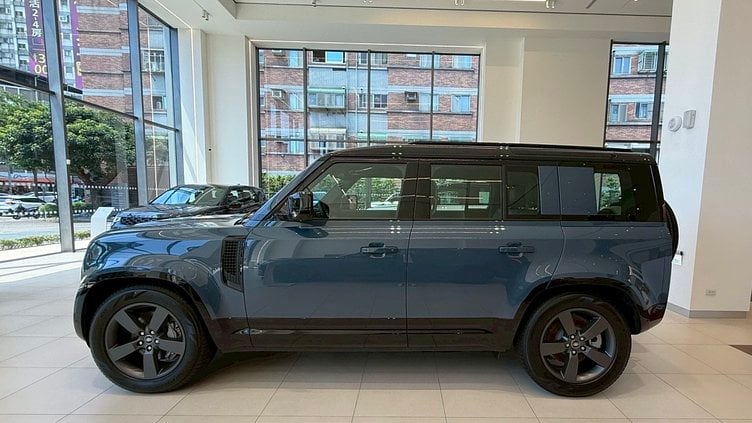 2025 新車 Land Rover Defender 110 Tasman Blue D300 X-Dynamic HSE