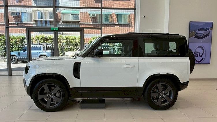 2025 新車 Land Rover Defender 90 Fuji White D300 X-Dynamic HSE