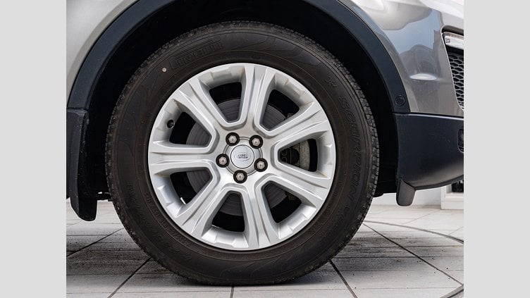 2019 認定中古車 Land Rover Range Rover Evoque Silicon Silver 2.0 litre i4D Diesel SEプラス