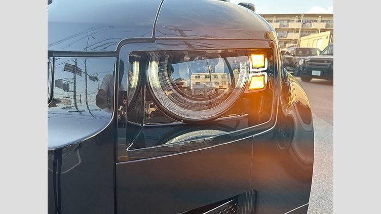 2023 認定中古車 Land Rover Defender 110 サントリーニブラック D300 AWD（AT） X-DYNAMIC HSE
