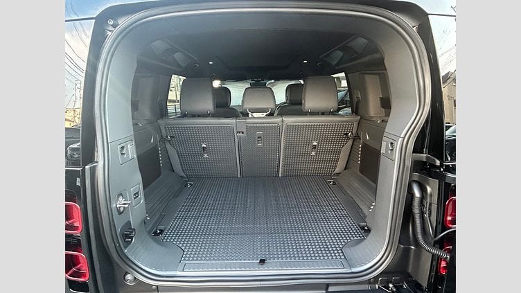 2023 認定中古車 Land Rover Defender 110 サントリーニブラック D300 AWD（AT） X-DYNAMIC HSE