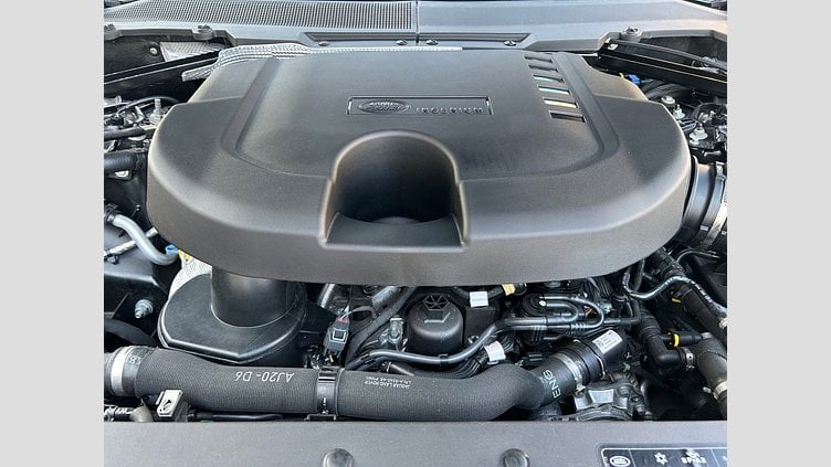2023 認定中古車 Land Rover Defender 110 サントリーニブラック D300 AWD（AT） X-DYNAMIC HSE