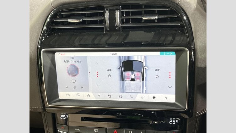 2019 認定中古車 Jaguar F-Pace Fuji White 2.0 litre i4D Diesel プレステージ