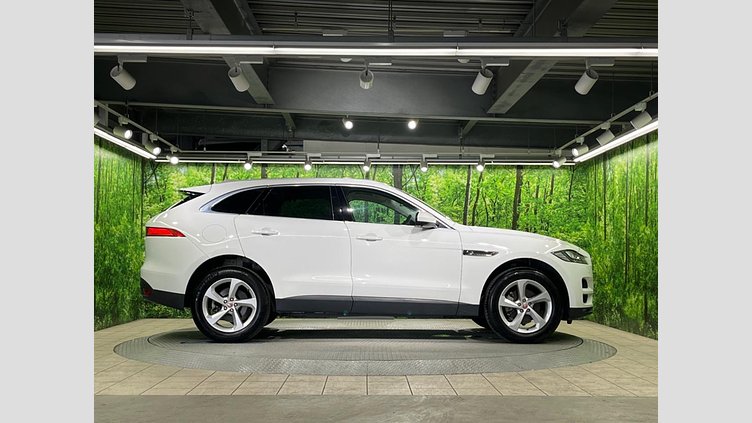 2019 認定中古車 Jaguar F-Pace Fuji White 2.0 litre i4D Diesel プレステージ