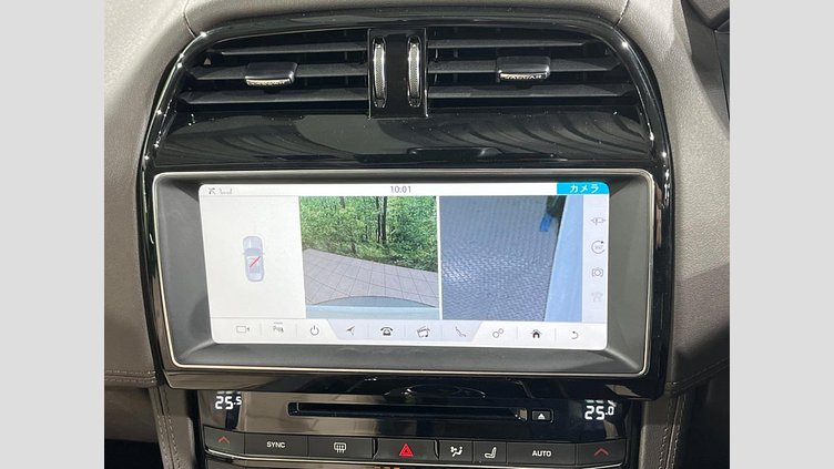 2019 認定中古車 Jaguar F-Pace Fuji White 2.0 litre i4D Diesel プレステージ