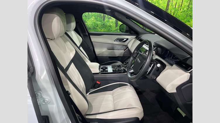 2019 認定中古車 Land Rover Range Rover Velar ユーロンホワイト D180 R-DYNAMIC SE
