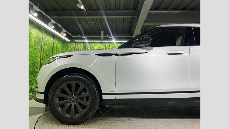 2019 認定中古車 Land Rover Range Rover Velar ユーロンホワイト D180 R-DYNAMIC SE