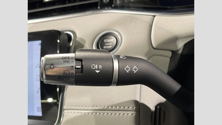 2022 認定中古車 Land Rover Range Rover Evoque シリコンシルバー P200 AWD（オートマチック） SE