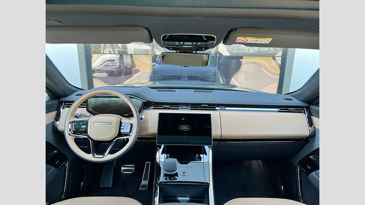 2025 SKLADOVÉ VOZIDLÁ Land Rover Range Rover Sport Sivá Carpathian D300 MHEV AWD Automat Dynamic HSE
