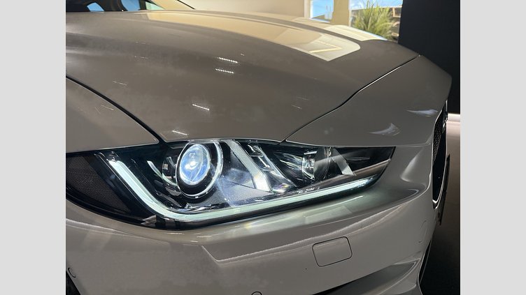 2016 Used Jaguar XE Fuji White 20d Diesel Prestige
