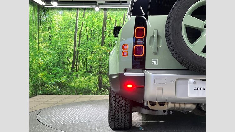 2023 認定中古車 Land Rover Defender 110 グラスミアグリーン D300 AWD（AT） 75TH LIMITED EDITION