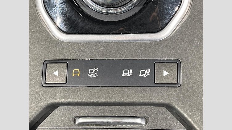2019 認定中古車 Land Rover Range Rover Evoque Narvik Black 2.0 litre i4D Diesel SE