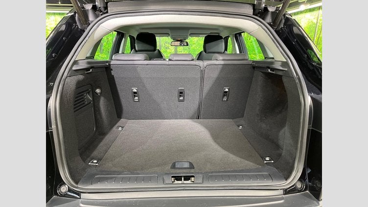 2019 認定中古車 Land Rover Range Rover Evoque Narvik Black 2.0 litre i4D Diesel SE