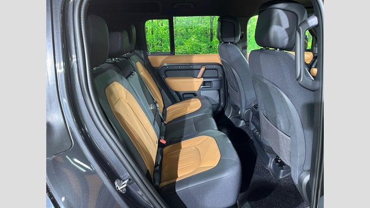 2023 認定中古車 Land Rover Defender 110 カルパチアングレイ D300 AWD（AT） X