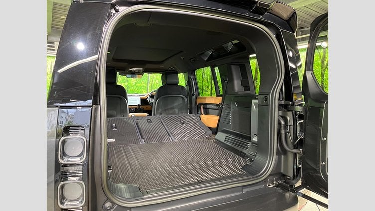 2023 認定中古車 Land Rover Defender 110 カルパチアングレイ D300 AWD（AT） X