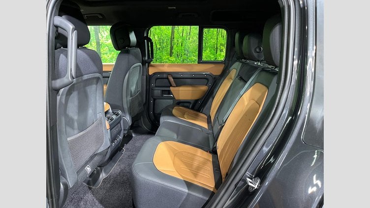 2023 認定中古車 Land Rover Defender 110 カルパチアングレイ D300 AWD（AT） X