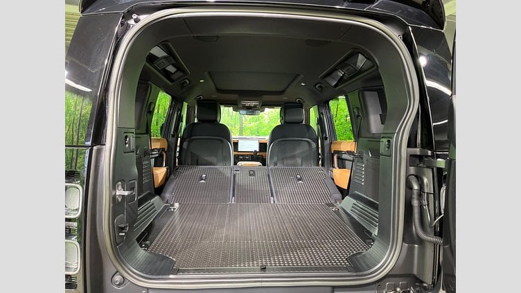 2023 認定中古車 Land Rover Defender 110 カルパチアングレイ D300 AWD（AT） X