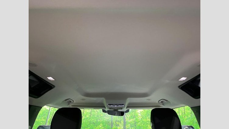 2023 認定中古車 Land Rover Defender 90 Carpathian Grey 2.0 litre i4P Petrol SE