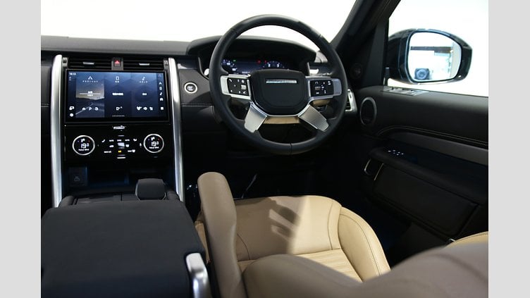 2024 認定中古車 Land Rover Discovery フジホワイト D350マイルドハイブリッド（ディーゼル） Dynamic HSE
