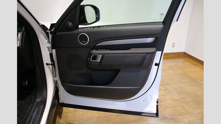 2024 認定中古車 Land Rover Discovery フジホワイト D350マイルドハイブリッド（ディーゼル） Dynamic HSE