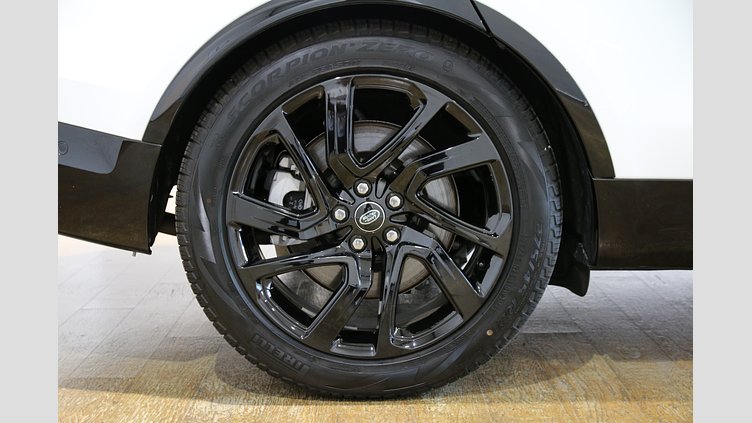 2024 認定中古車 Land Rover Discovery フジホワイト D350マイルドハイブリッド（ディーゼル） Dynamic HSE