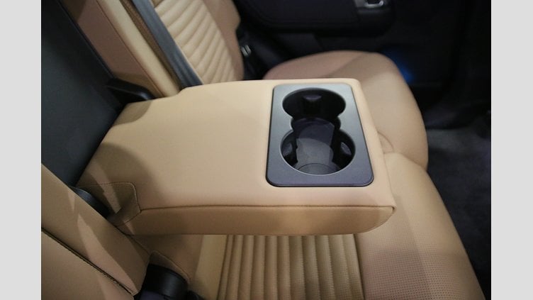 2024 認定中古車 Land Rover Discovery フジホワイト D350マイルドハイブリッド（ディーゼル） Dynamic HSE