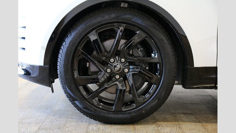 2024 認定中古車 Land Rover Discovery フジホワイト D350マイルドハイブリッド（ディーゼル） Dynamic HSE