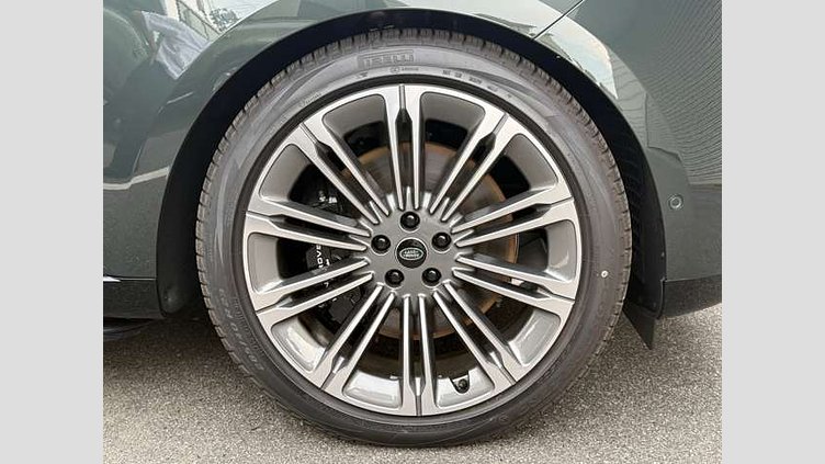 2024 認定中古車 Land Rover Range Rover ベルグレイヴィアグリーン P530 AWD（AT） ロングホイールベース Autobiography